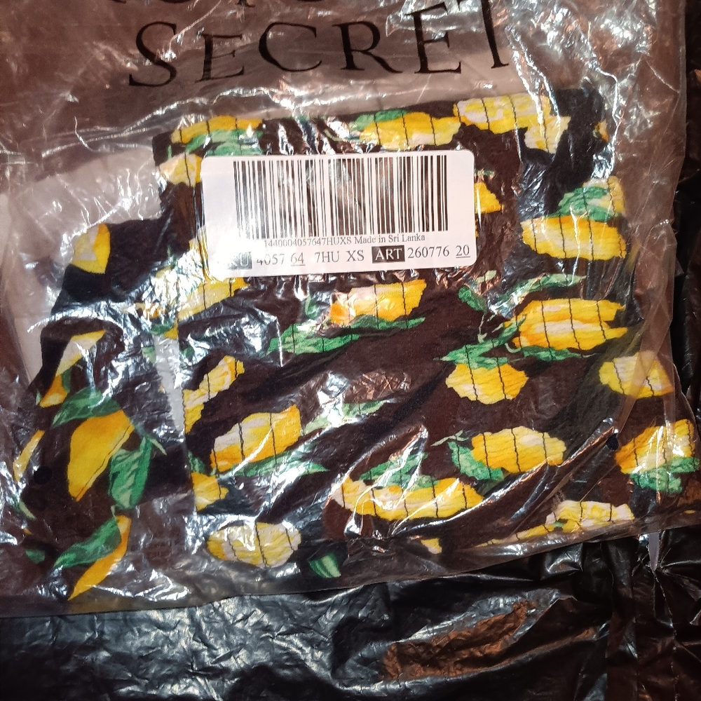 Victoria's Secret PINK Lemon Tank Top BNWT